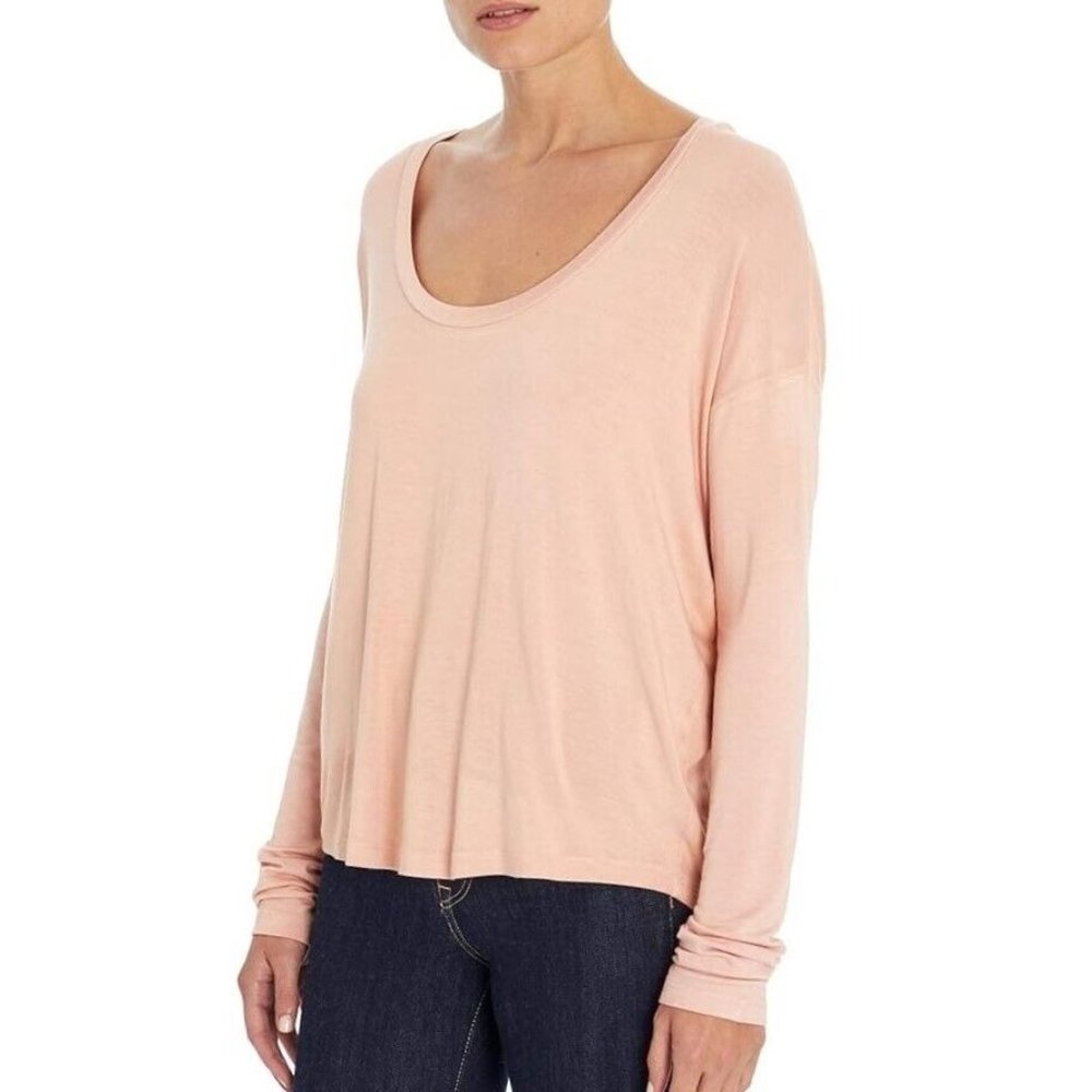 Three Dots Scoop Hem Long Sleeve Tee Size Medium Dusty Coral Knit LDS3670S